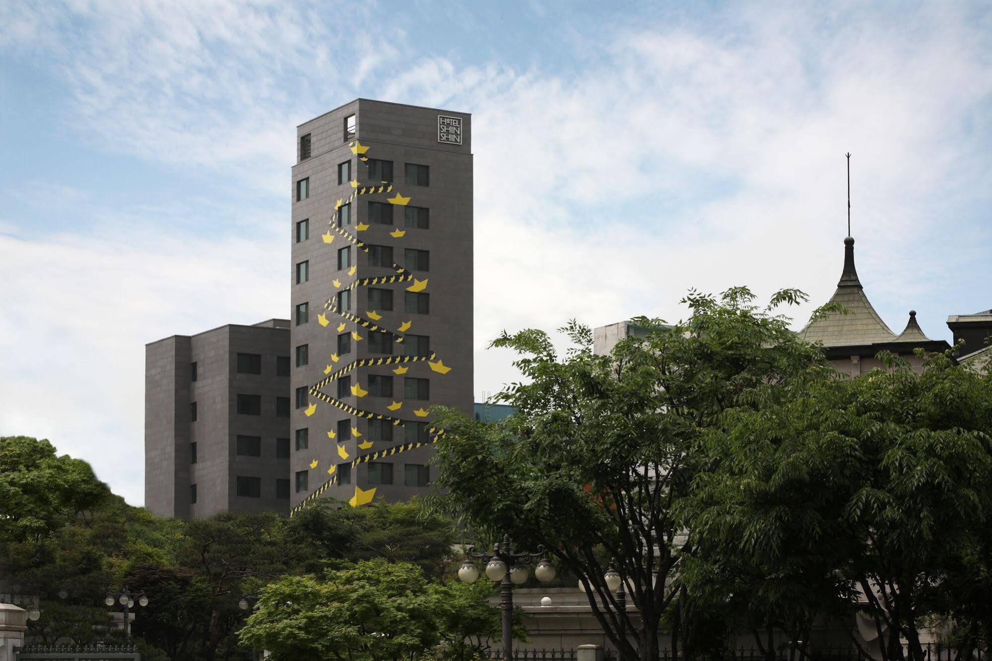 Shinshin Myeongdong Hotel 3*